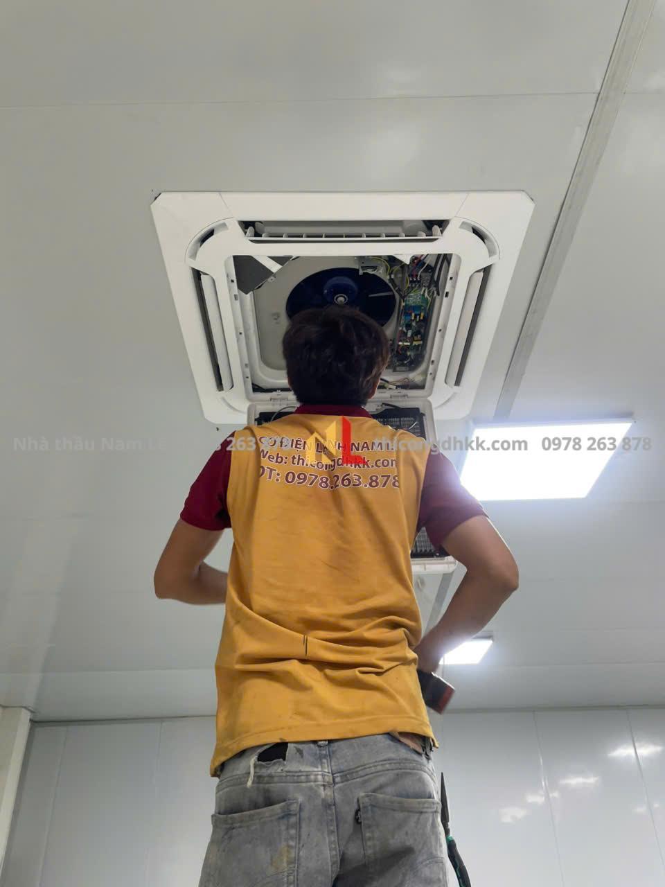 Sốc Ảnh Trước Sau Vệ Sinh Máy Lạnh Bẩn Nhất Nam Lê