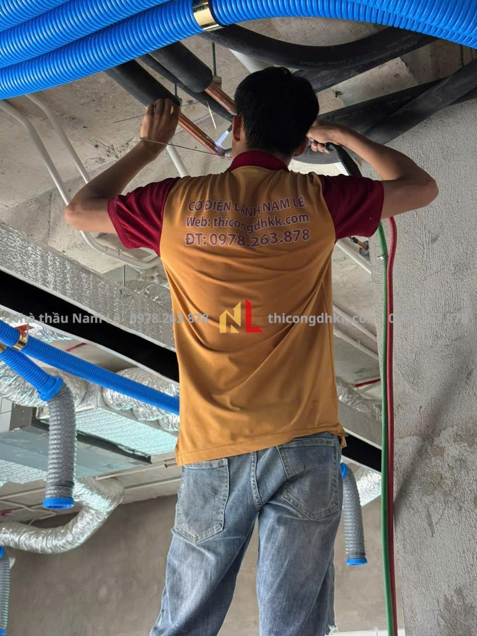 rò rỉ nước ngưng máy lạnh