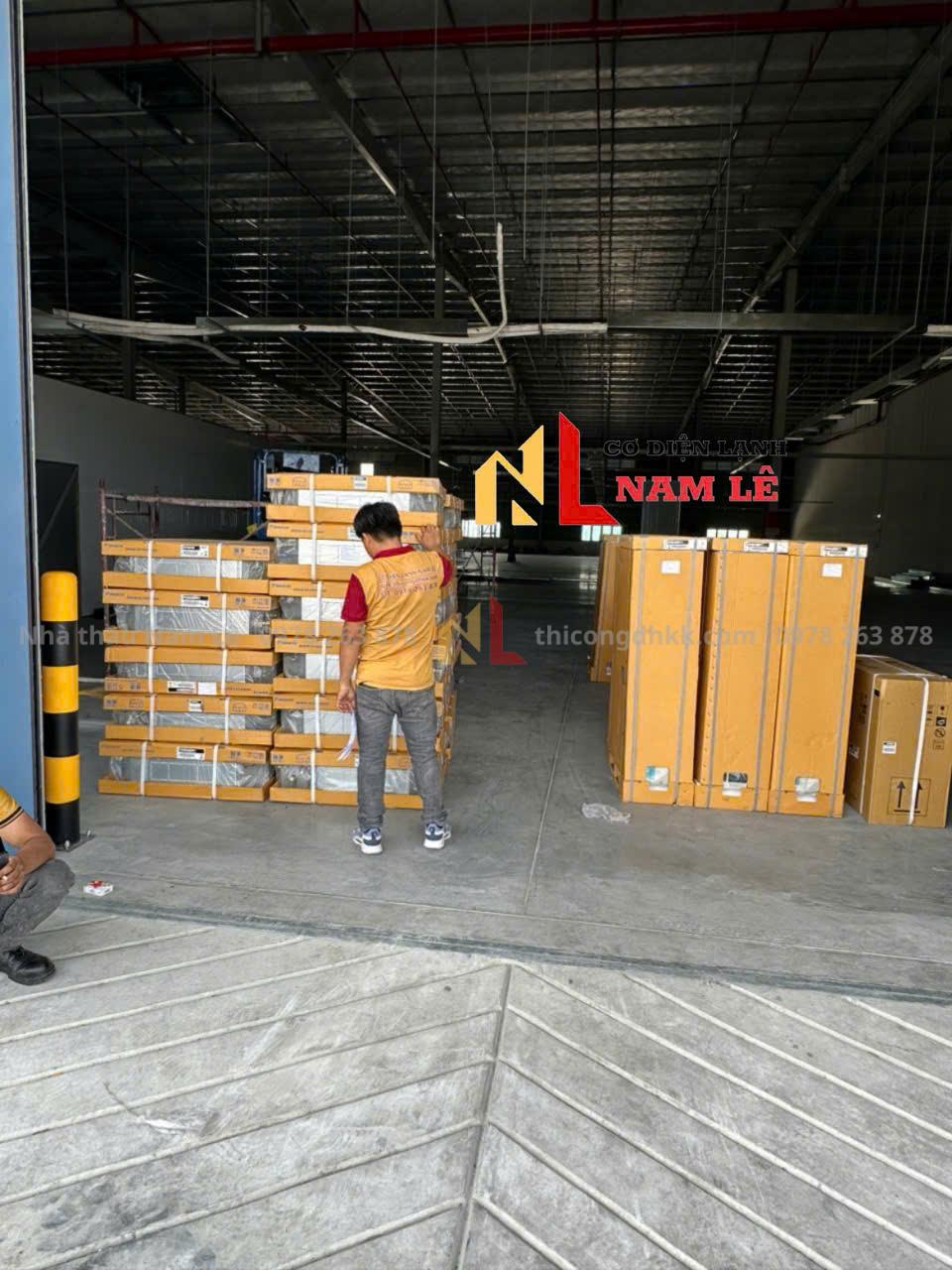 THI CÔNG MÁY LẠNH TRUNG TÂM VRV CHO NHÀ XƯỞNG 4 z6747977247753 4ccdce6ff44a69d6cad4d6e599e51d31