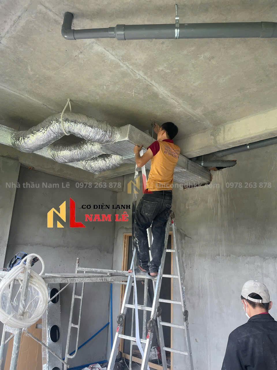 vệ sinh máy lạnh mùa mưa